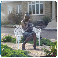 Statua di madre e bambino in bronzo in vendita